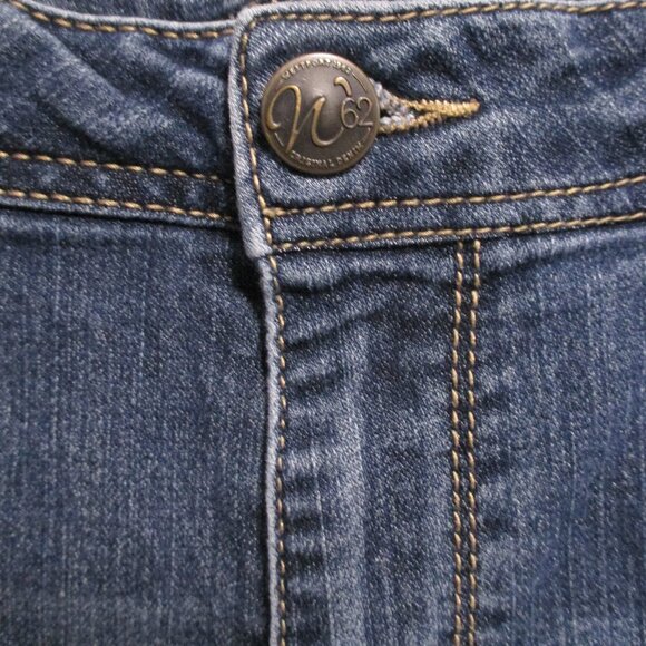 W62 shorts denim blue Bermuda with pockets & stretch size 14 - Picture 4 of 7